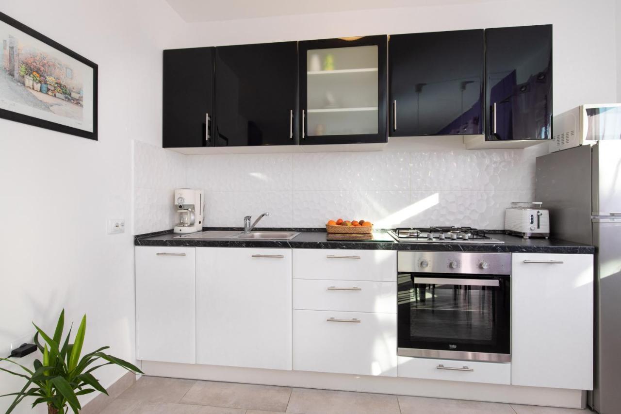 Apartment Marija Krk Town Exterior foto